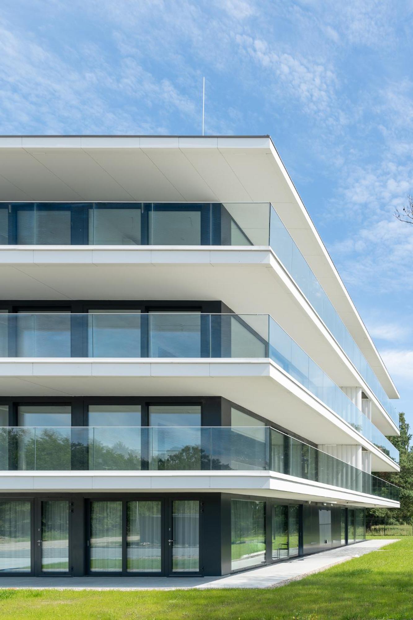 Sea & Lake - City Apartments Mielno  Bagian luar foto