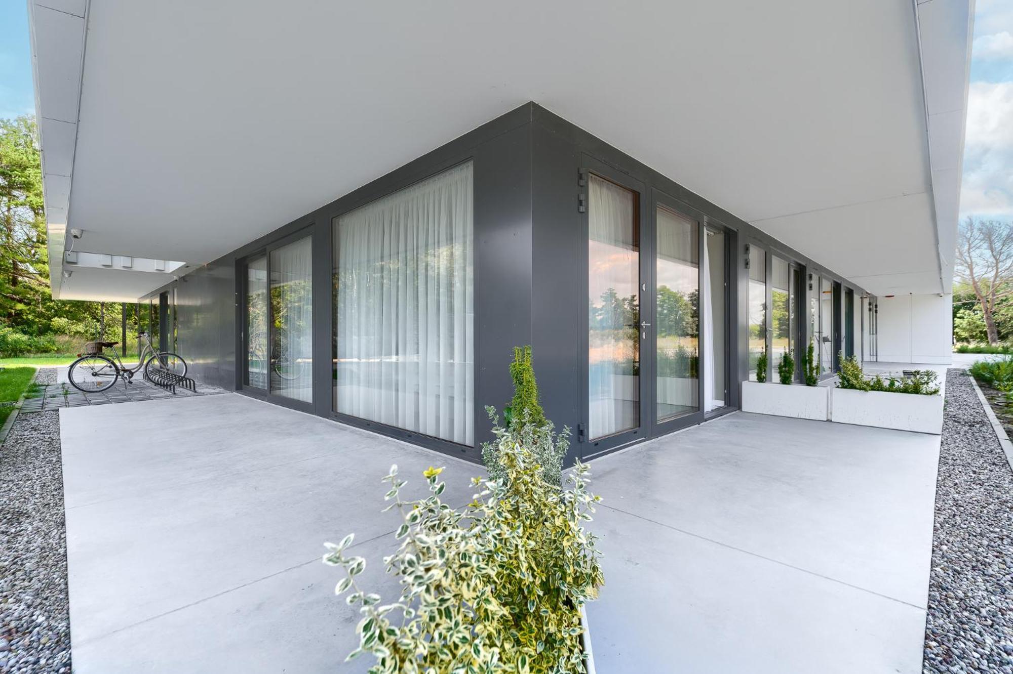 Sea & Lake - City Apartments Mielno  Bagian luar foto